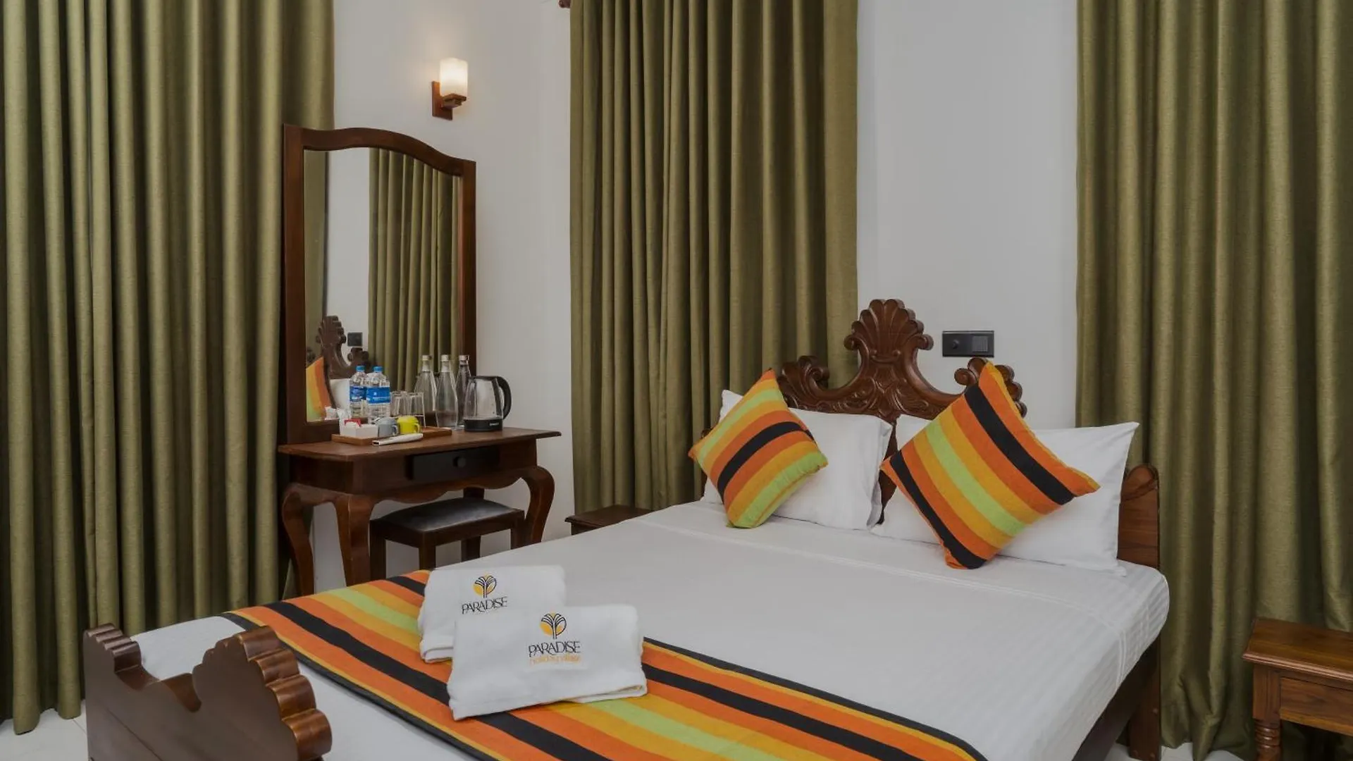 Paradise Holiday Village Negombo 3*,