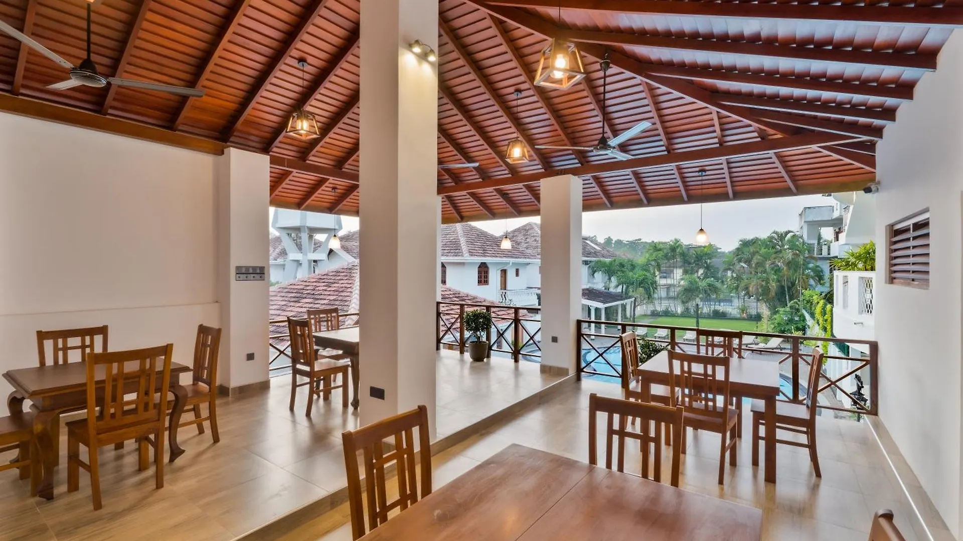 Paradise Holiday Village Negombo 3*,